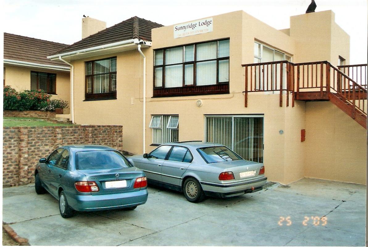 Prime Rose Hotel and Suites